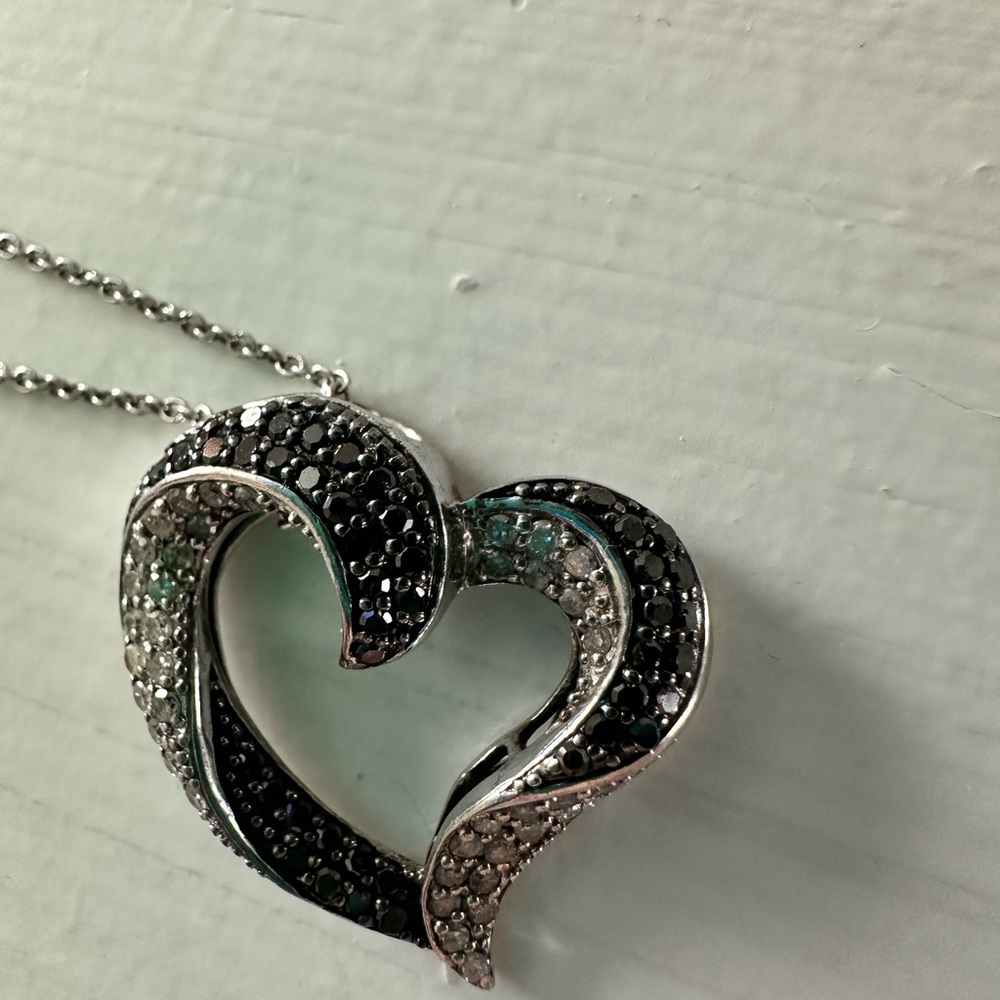 Silver chain, white diamond Heart Pendant Necklace